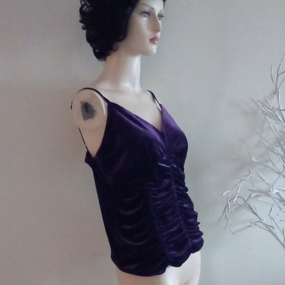 Torrid Velvet Ruched Top Size 1X - Picture 2 of 3